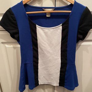 Banana Republic Women Tri Color (Blue, White & Black) Short Sleeve Flare Top